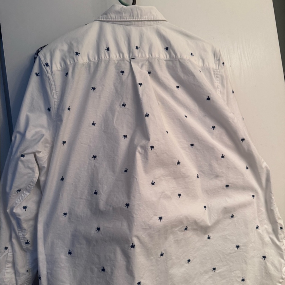 Women’s Lands' End White Shirt with Navy Accents - Picture 6 of 7